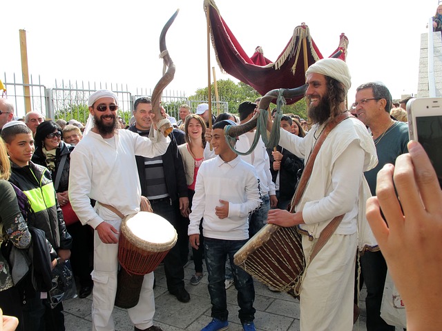 уличное веселье в Иерусалиме