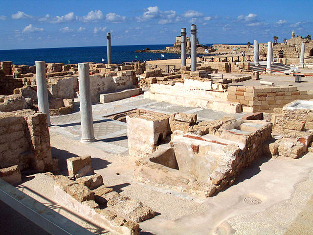 руины Кесарии